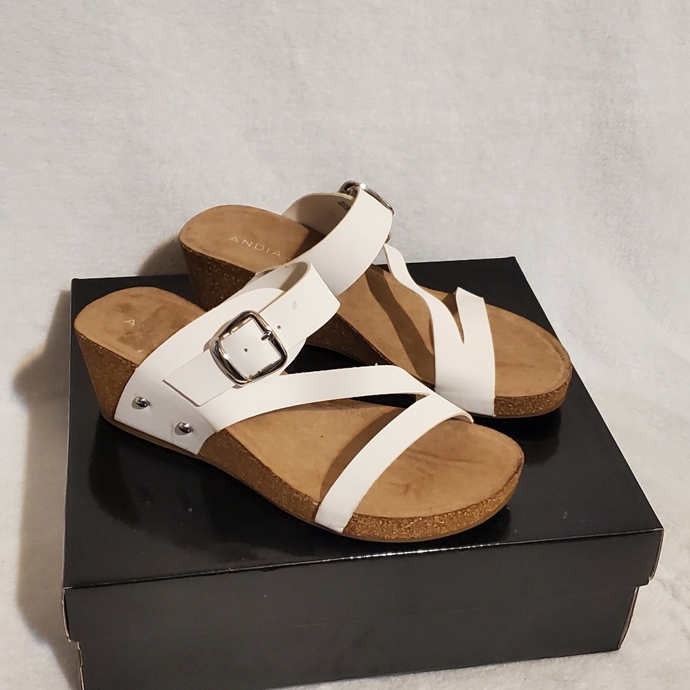Andiamo Wedges